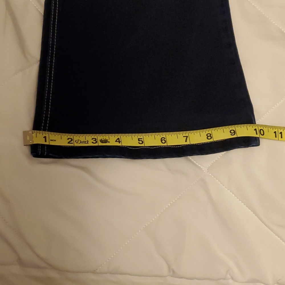 Jeans - Picture 7 of 8